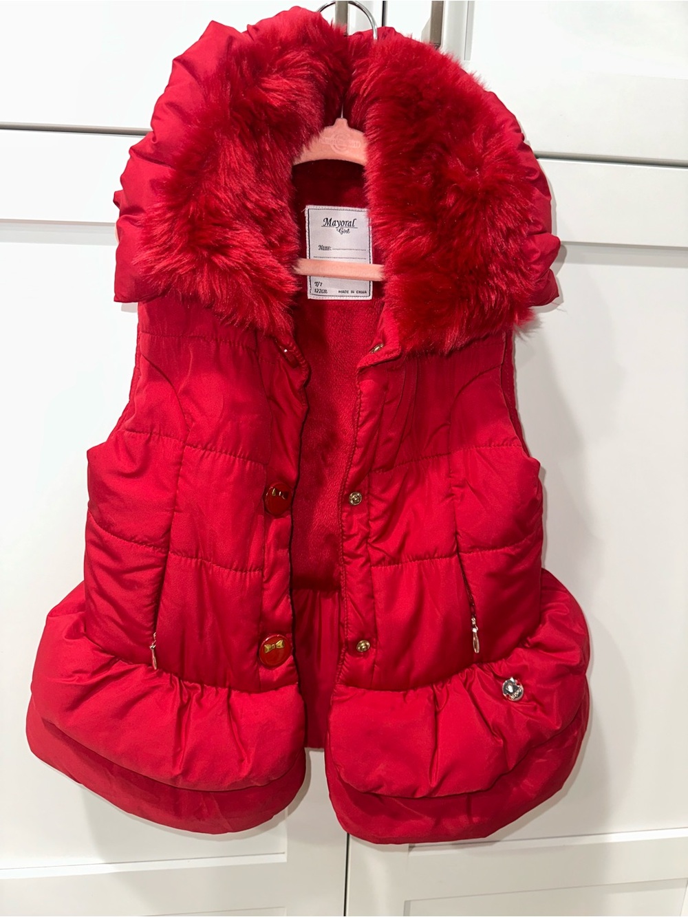 Girls 7 stylish Red Puffer Vest with Faux Fur lining  very soft , chic buttons